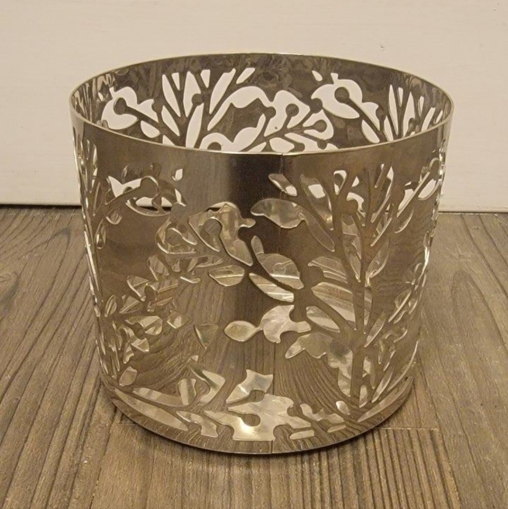 Bath & Body Works Winter 3 wick Candle Sleeve